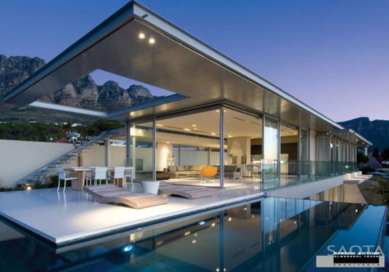 Luxurious Houses With Stunning Architecture And Interior Design