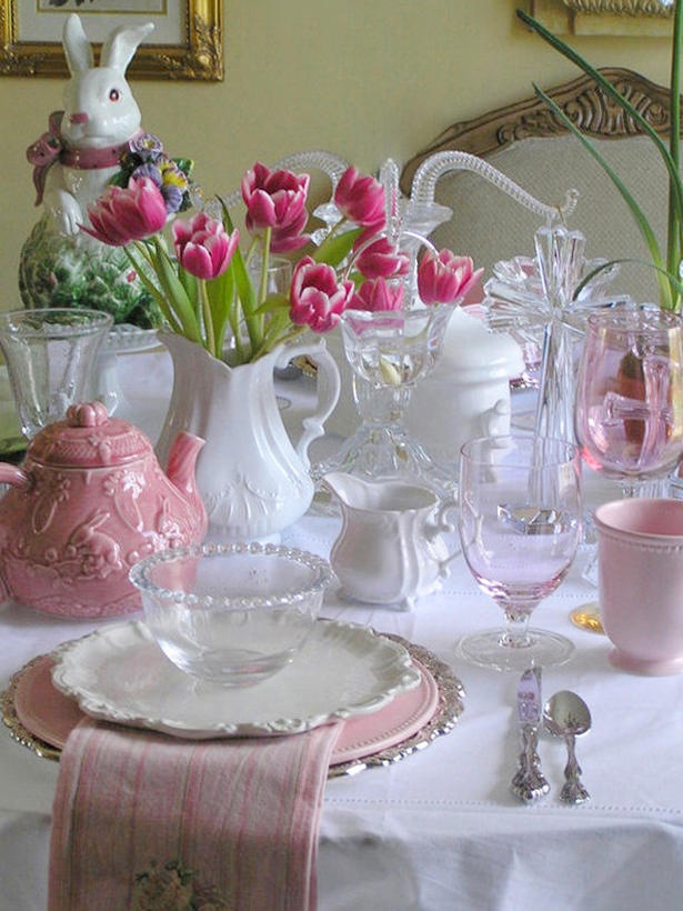 28 Easy DIY Tablescapes for Easter