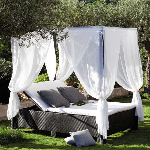 Romantic Outdoor Canopy Beds - ArchitectureArtDesigns.