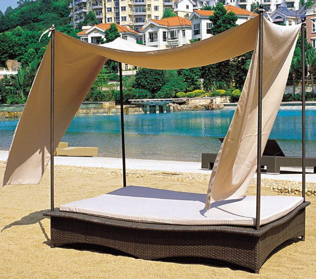 Romantic-Outdoor-Canopy-Beds_38 - ArchitectureArtDesigns.