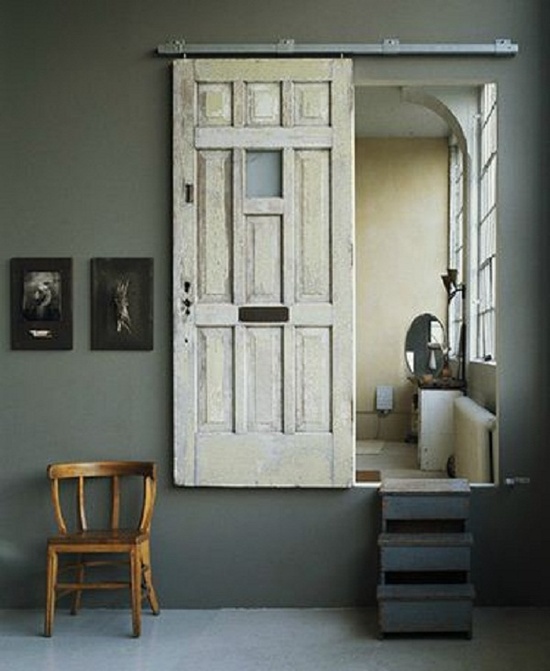 20 Simple and Creative Ideas Of How To Reuse Old Doors 
