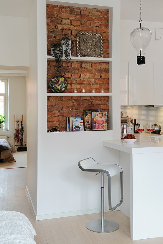 60 Elegant, Modern And Classy Interiors With Brick Walls Exposed 
