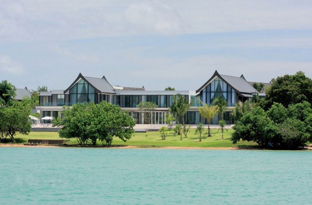 Villa Verai Stunning Beachfront Property in Phuket
