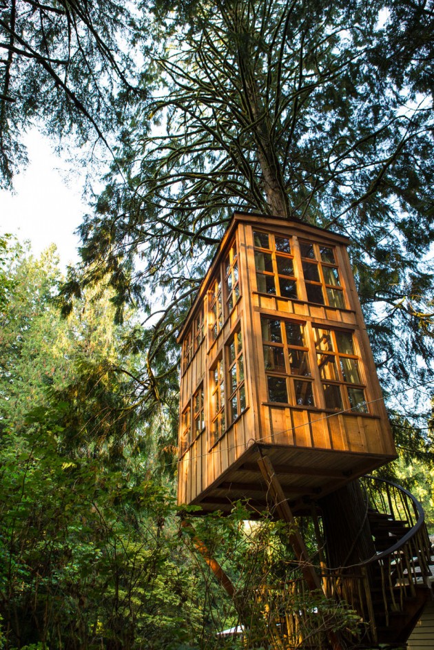 Treehouse Point