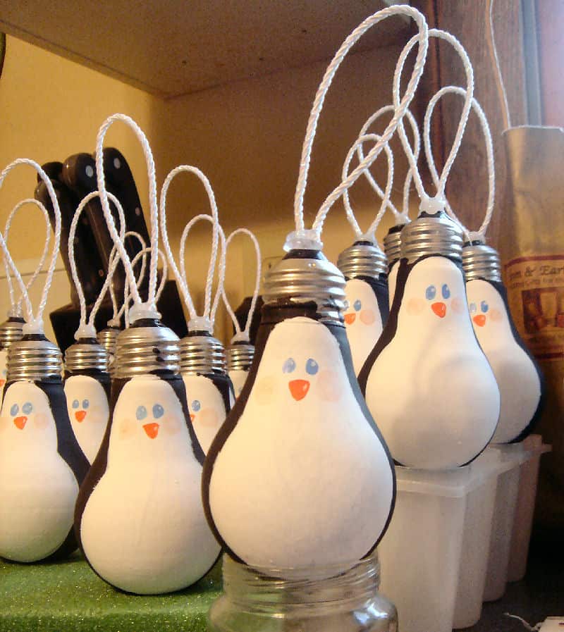 24 Creative DIY Light Bulbs