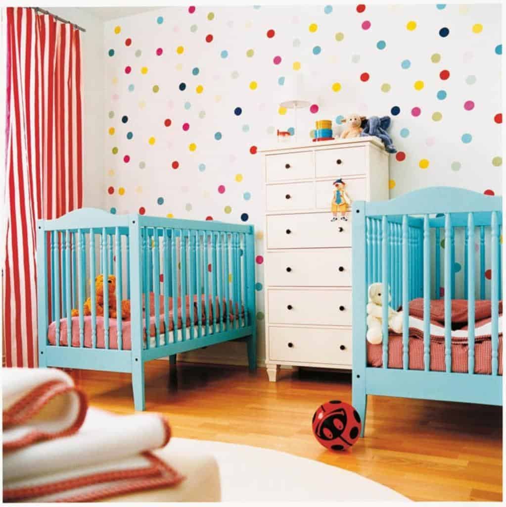 25 Amazing Polka Dot Interior Walls