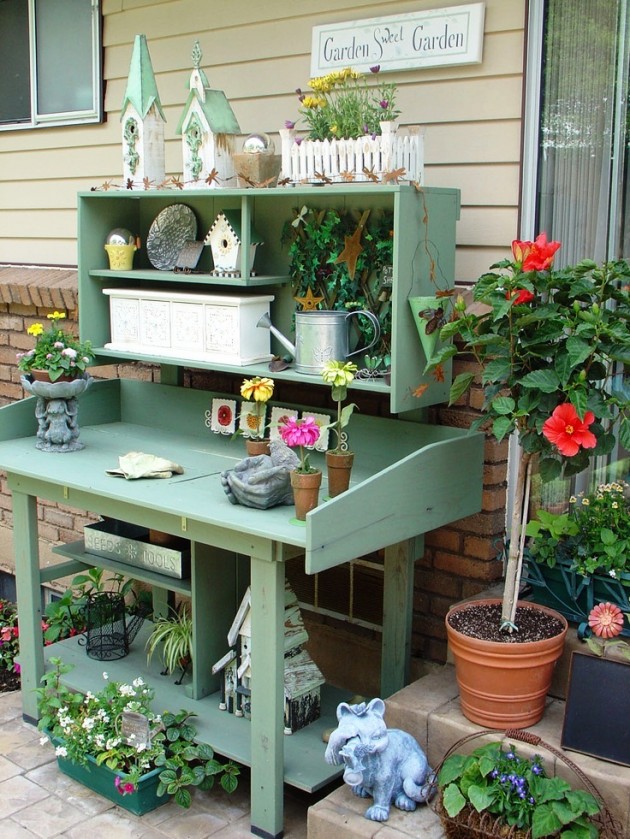25 Cool DIY Garden Potting Table Ideas