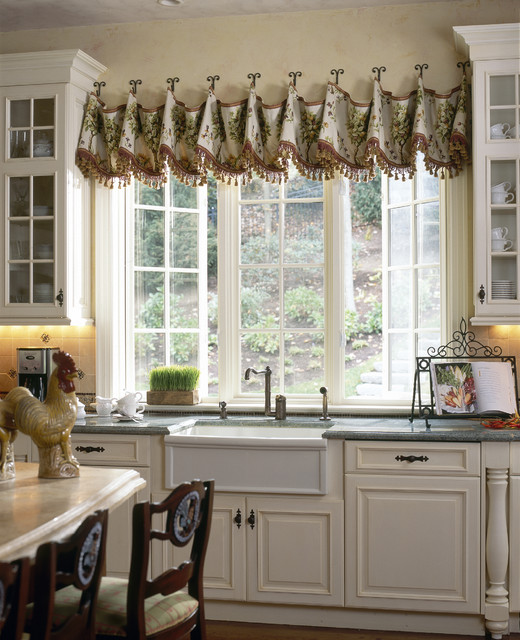 impressive kitchen window treatment ideas