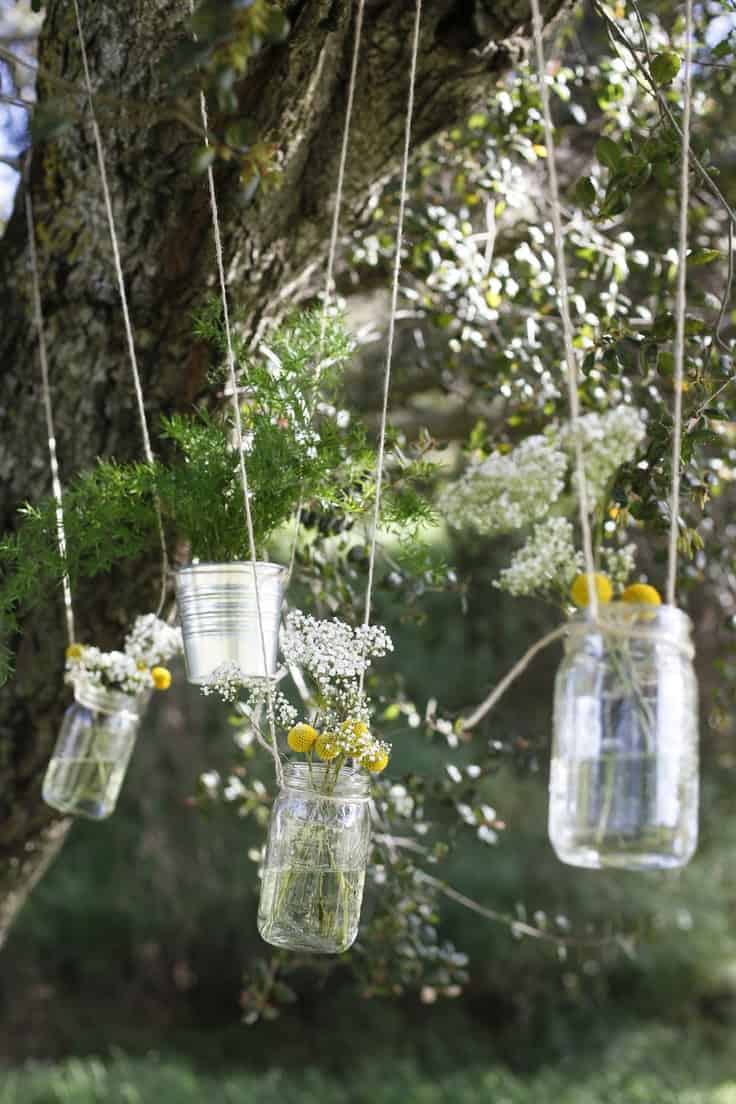 25 Adorable DIY Hanging Mason Jars