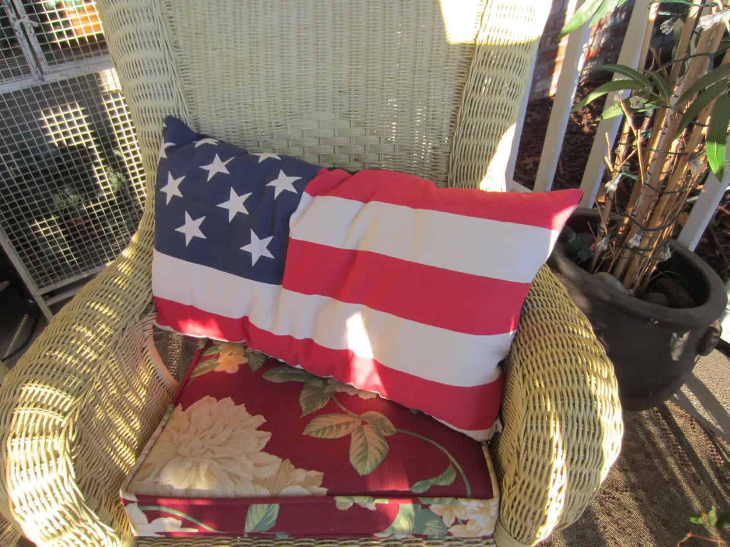 15 Amazing Handmade Patriotic Pillows