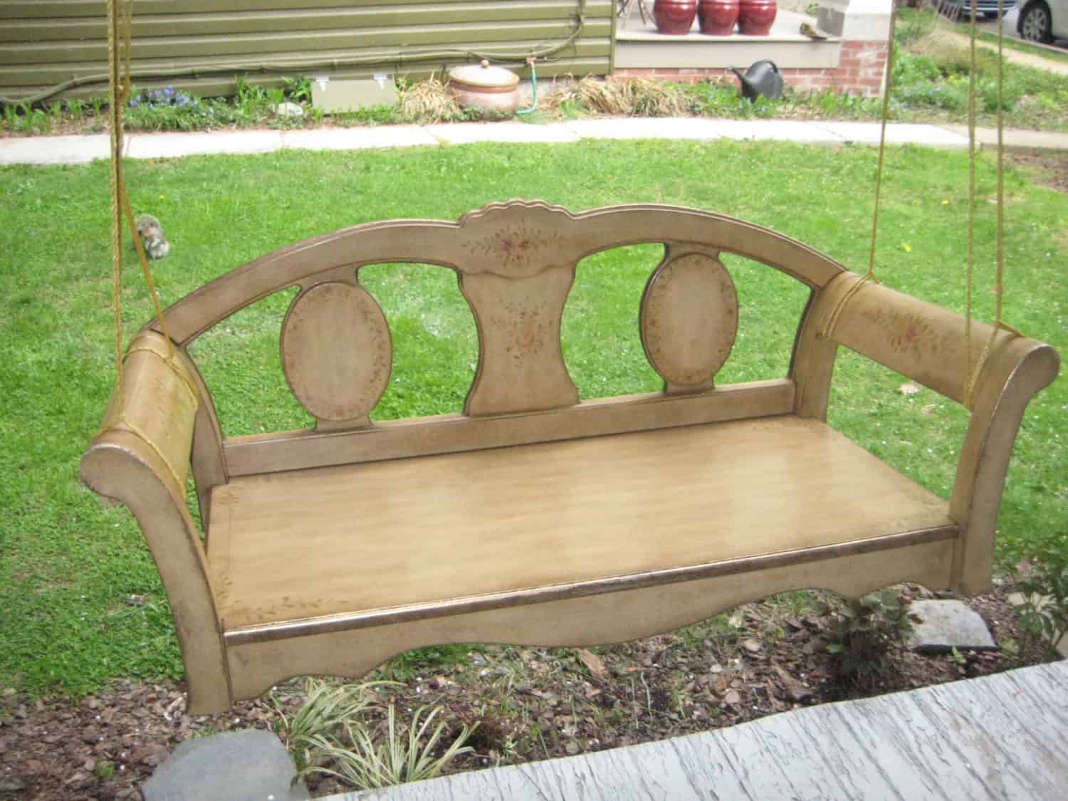 17 Outstanding Handmade Porch Swing Designs
