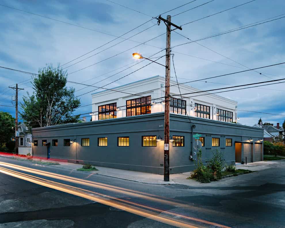 15 Spectacular Modern Industrial Home Designs That Stand Out From The