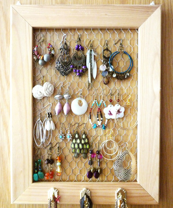 20 Most Functional DIY Jewelry Storage Design Ideas To Stop The Mess In