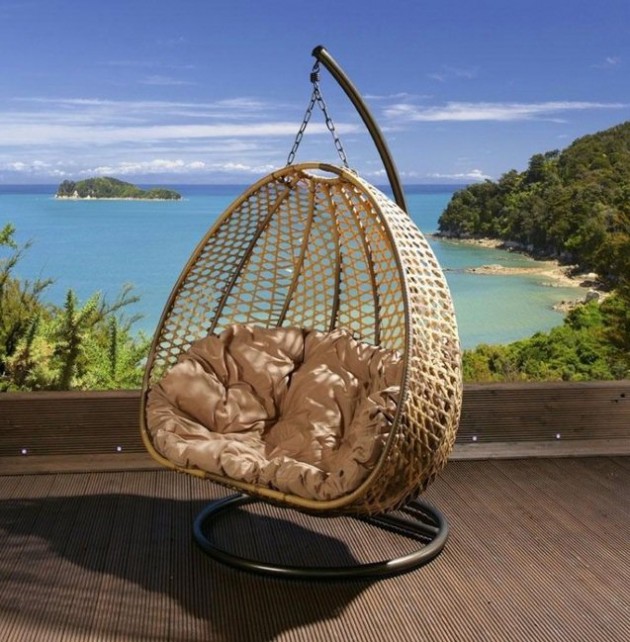 19 Hanging Chair Designs For Extra Pleasure In The Garden