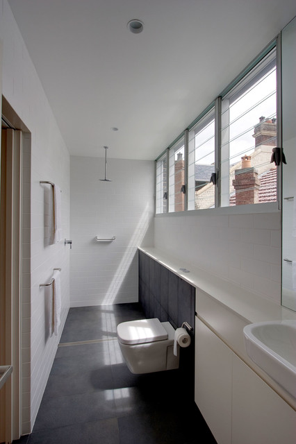 19 narrow bathroom designs that everyone need to see