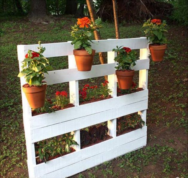 19 Inexpensive DIY Pallet Planters To Beautify Your Garden 