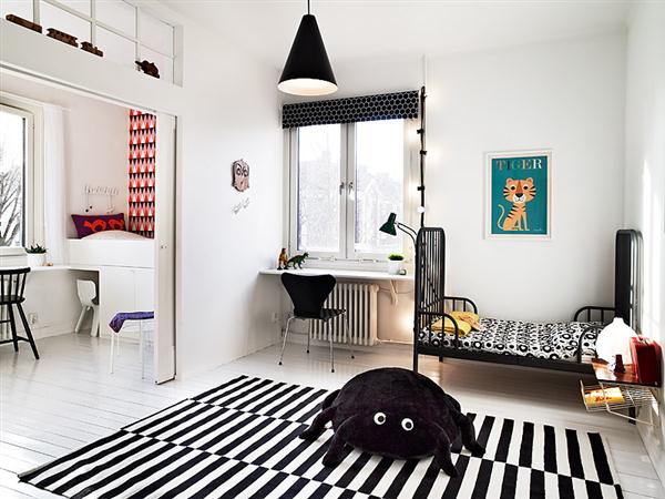 14 Surprisingly Amazing Black & White Childs Room Designs