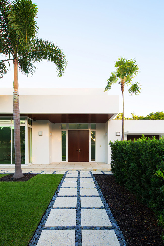 16 Enchanting Modern Entrance Designs That Boost The Appeal