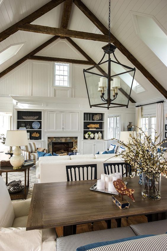 17 Charming Living Room Designs With Vaulted Ceiling