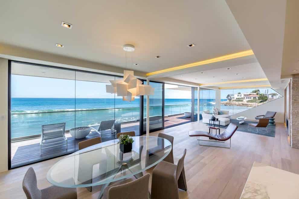 The Wave House by Architect Mark Dziewulski in Malibu Beach, California