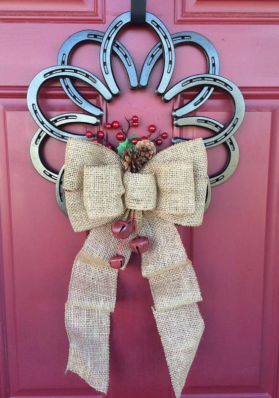 18 Super Cool DIY Horseshoe Projects That Will Add Charm To Your Home Decor