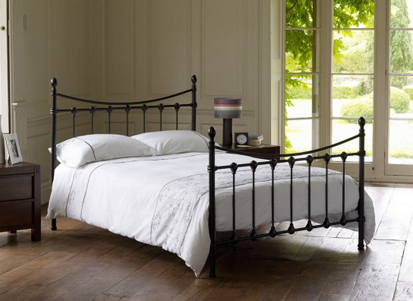 17 timeless metal bed designs that will fit in any interior style