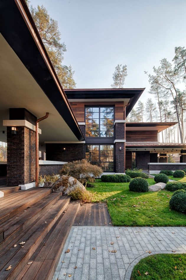 A Contemporary Prairie House by Yunakov Architecture in ...