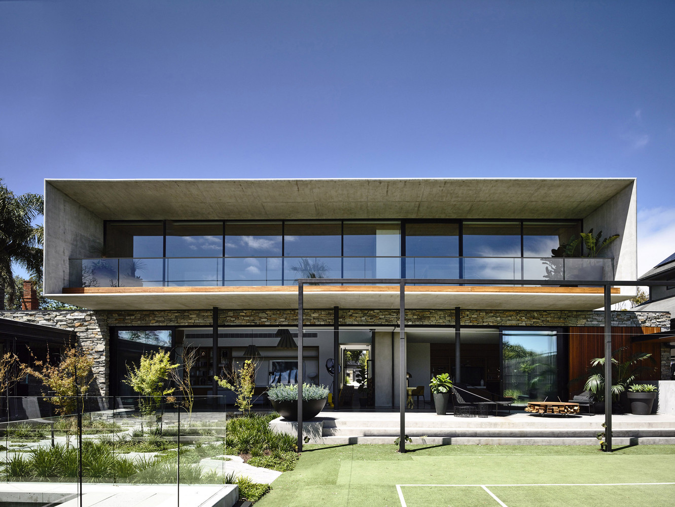 Concrete House By Matt Gibson Architecture In Melbourne Australia