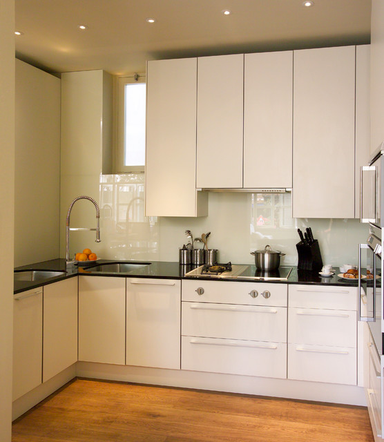 20 Super Functional Corner Kitchen Designs Suitable For
