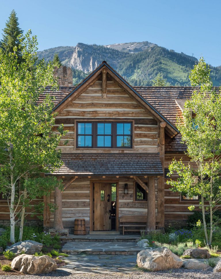 15 Spectacular Rustic Exterior Designs That You Must See