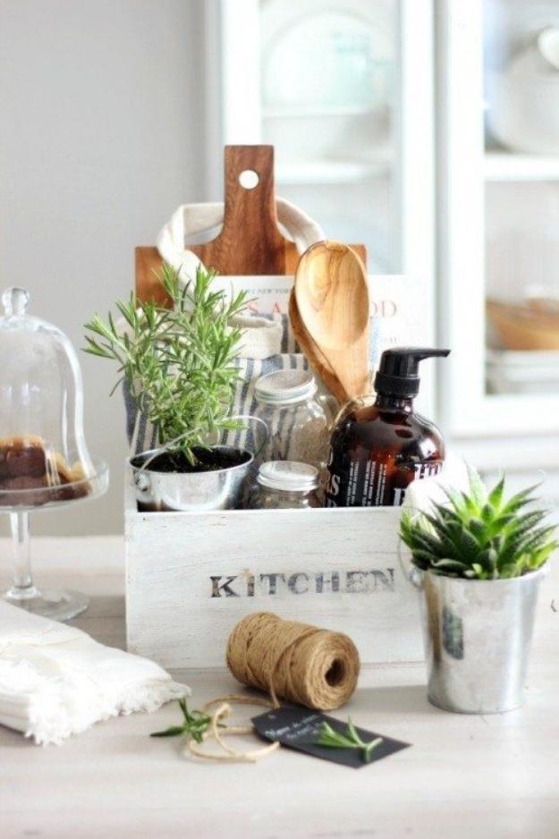 15 Of The Best DIY Housewarming Gifts That You Can Make To