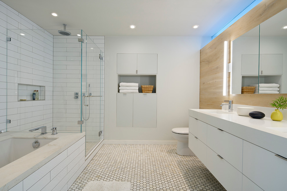 16 inspirational mid-century modern bathroom designs
