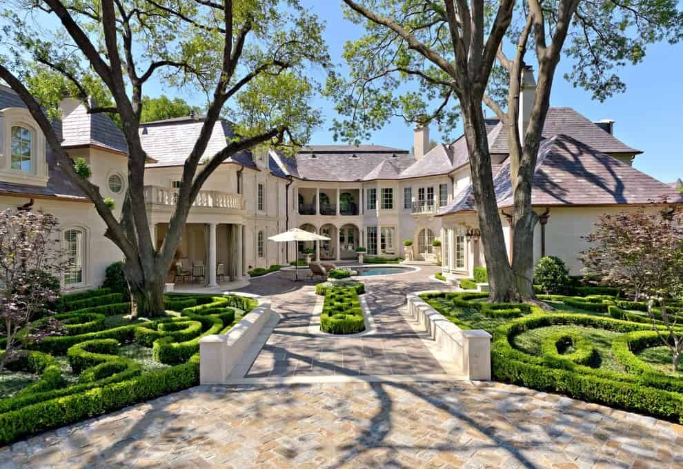 16 Spectacular Mediterranean Landscape Designs You'll Fall In Love With