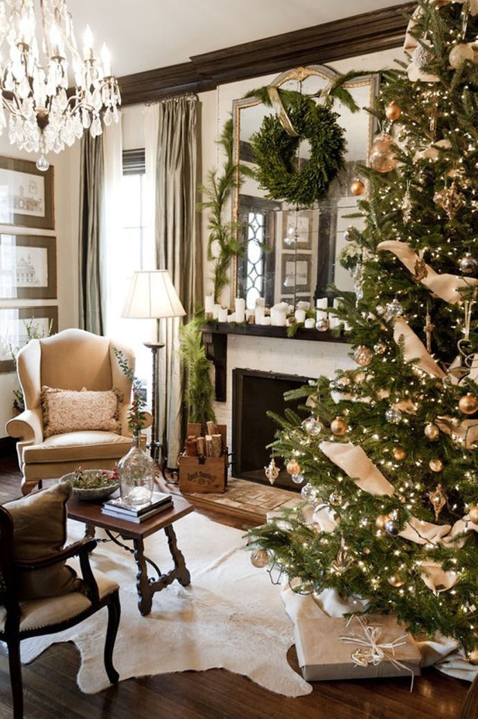 Beautiful And Simple Christmas Décor - Willow Bloom Home