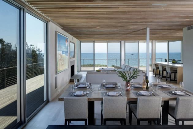 Seaside Residence by Stelle Lomont Rouhani Architects