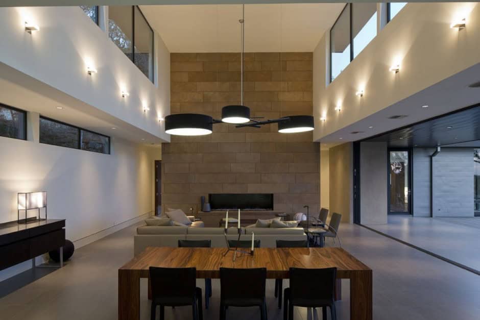 Skyline House by Dick Clark Architecture