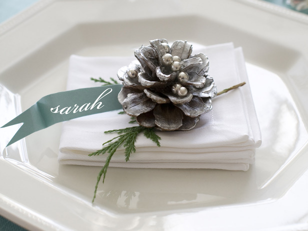 25 Gorgeous Holiday Table Settings