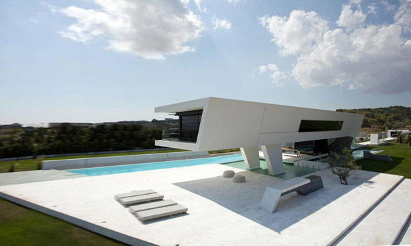 Futuristic Residence in Athens Reflecting The Owner’s Passion for Yachts