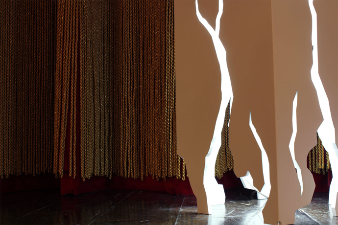 Molocko Floor Lamp by Leonardo Criolani