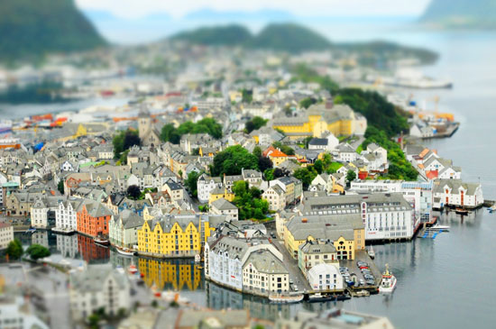 A Beautiful Miniaturized World Captured By Tilt Shift Photography