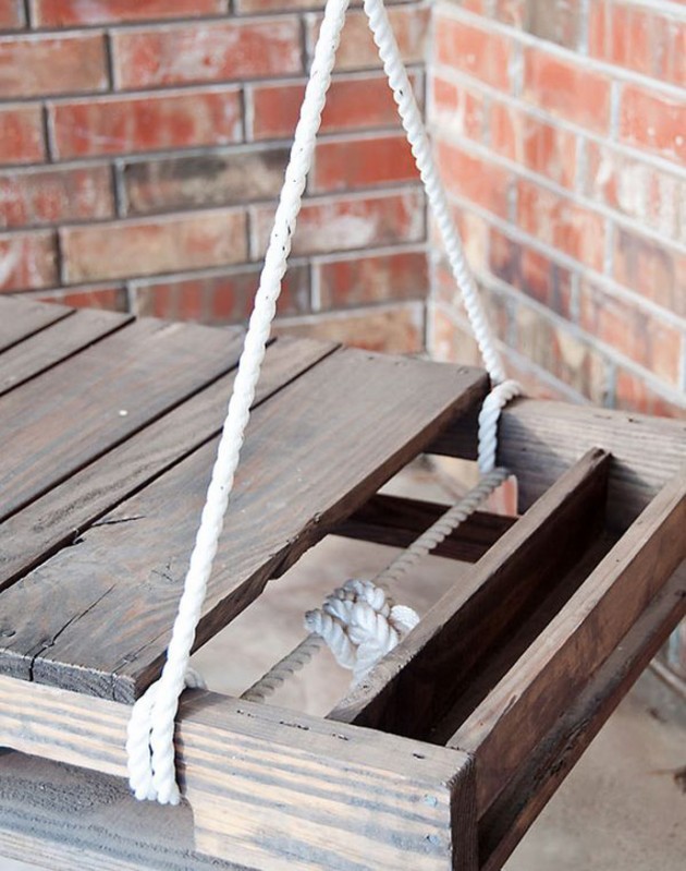35 Creative Ways To Recycle Wooden Pallets