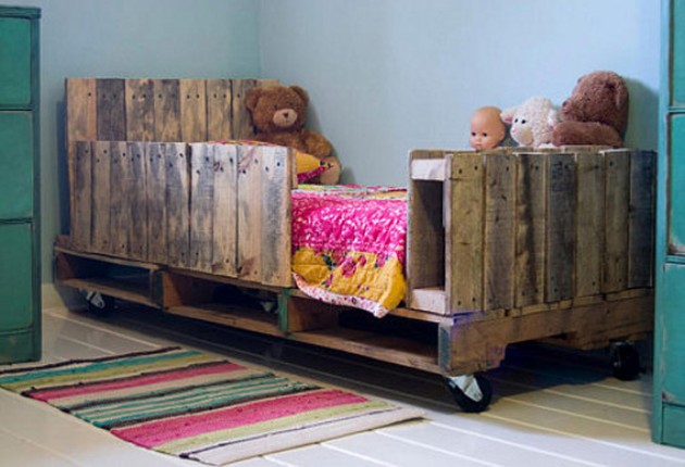 35 Creative Ways To Recycle Wooden Pallets