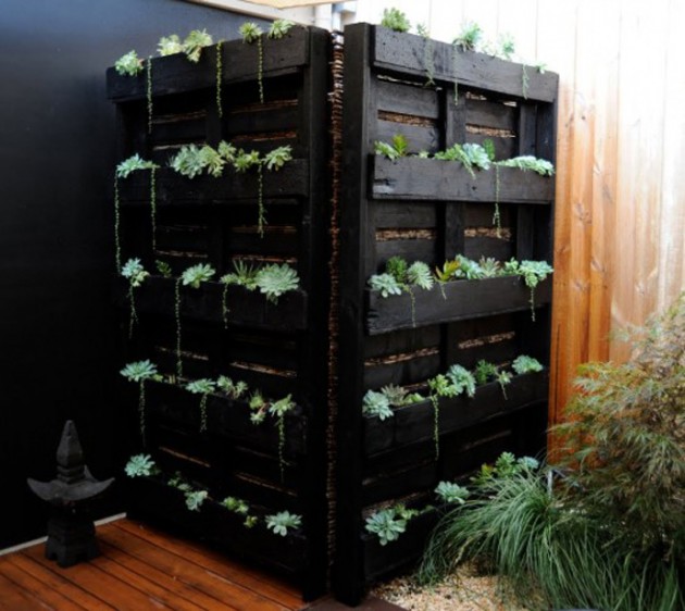 35 Creative Ways To Recycle Wooden Pallets