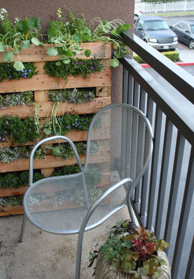 35 Creative Ways To Recycle Wooden Pallets