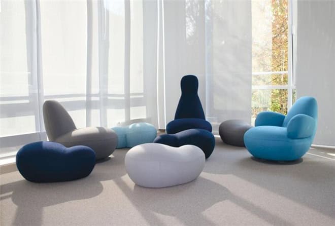 Ways of sitting …in public spaces