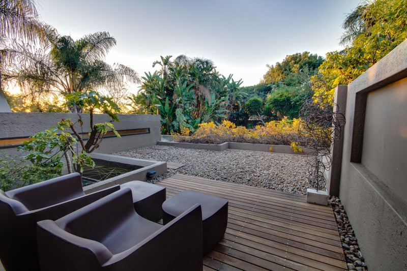 Magnificent And Inconceivable Residence by Nico van der Meulen @ Ferndale, Johannesburg