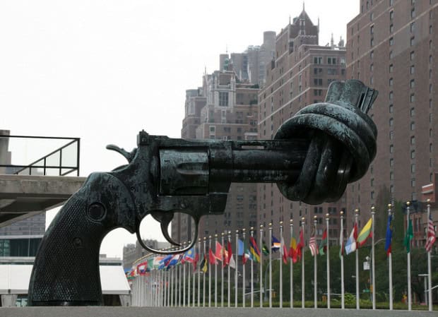 22. The Knotted Gun, United Nations Headquarters, New York, USA 22. The Knotted Gun, United Nations Headquarters, New York, USA