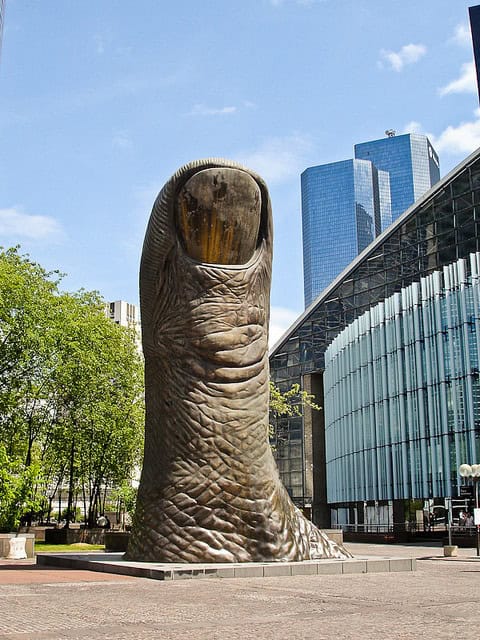 3. Le Pounce Monument, Paris, France 3. Le Pounce Monument, Paris, France