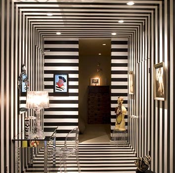 10 ideas of black and white hallways and entries as a good examples of traditionality
