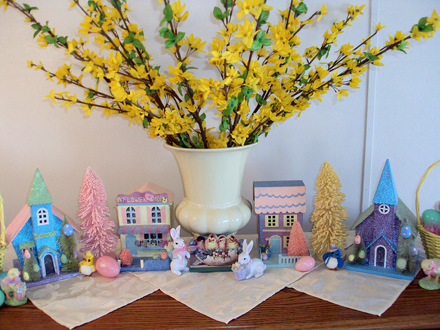 8 Easter House Decorations